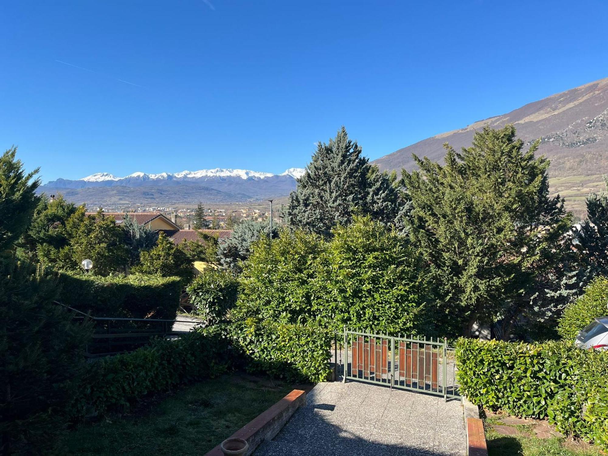 Apartamento Il Rifugio Di Carmine Castel Di Sangro Exterior foto