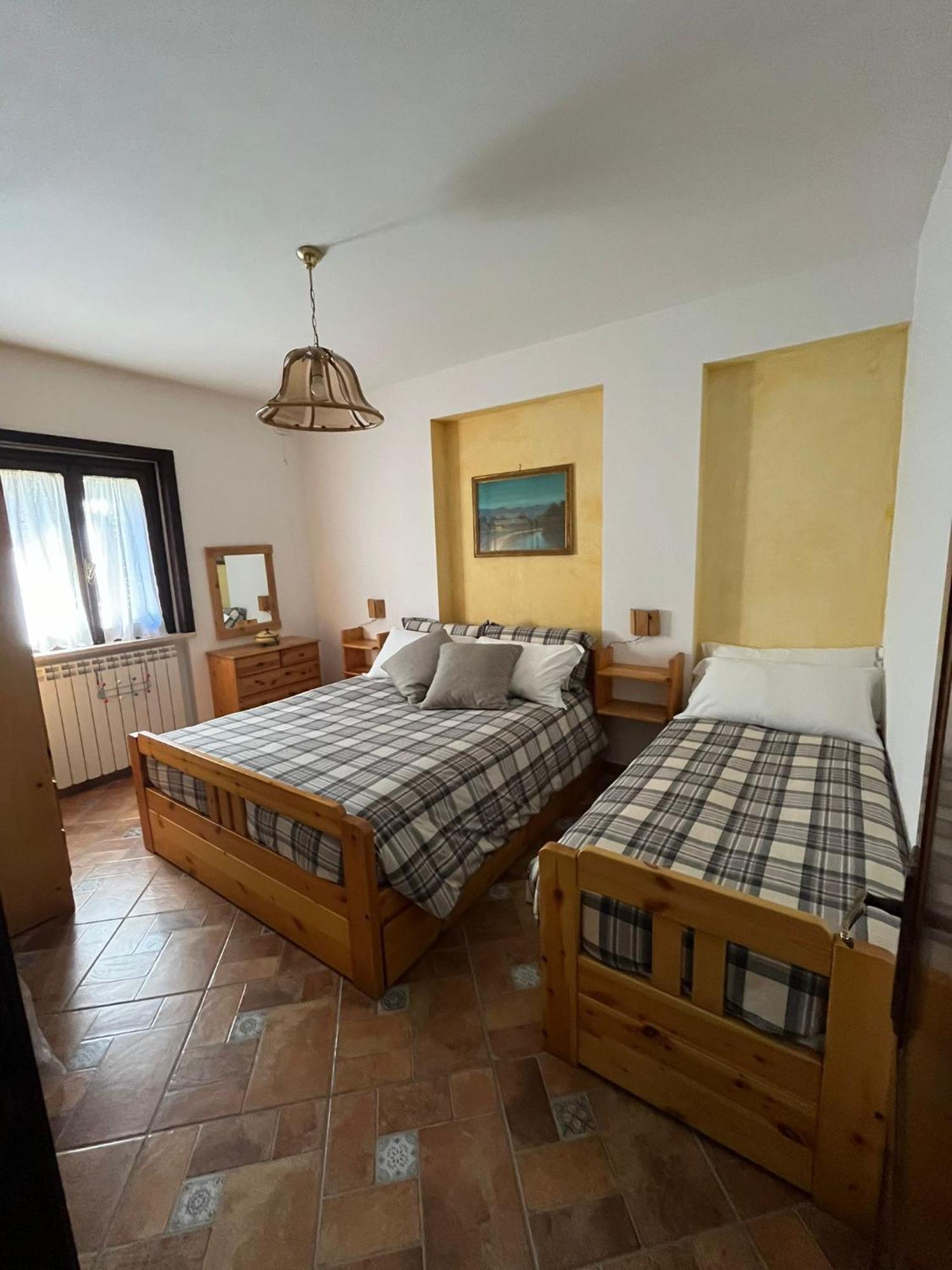 Apartamento Il Rifugio Di Carmine Castel Di Sangro Exterior foto