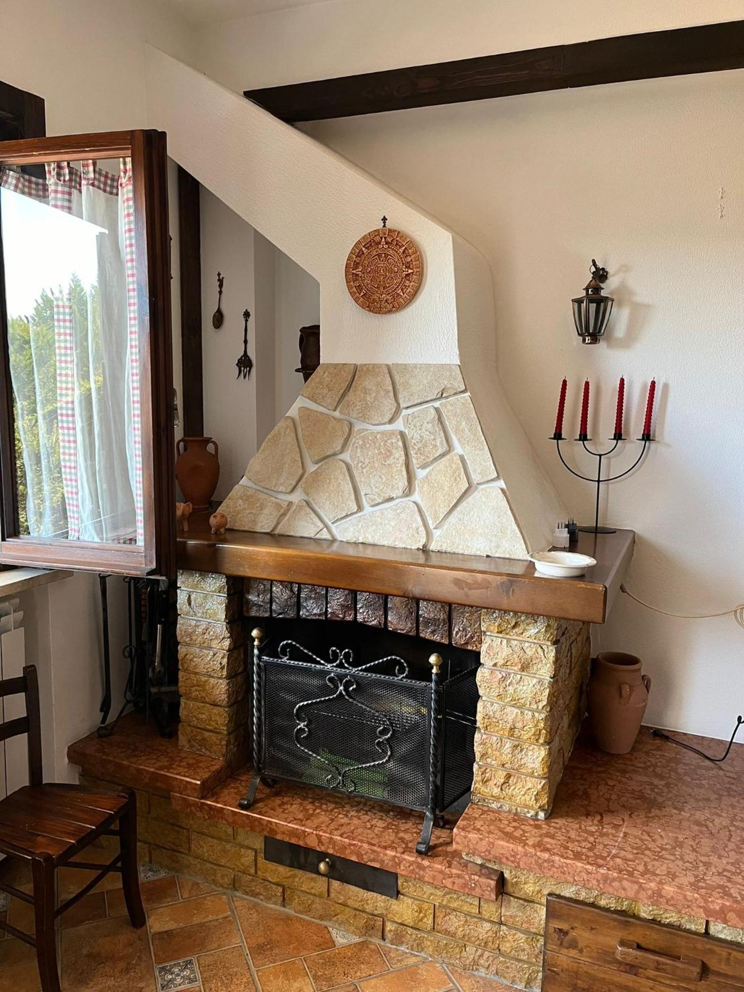 Apartamento Il Rifugio Di Carmine Castel Di Sangro Exterior foto